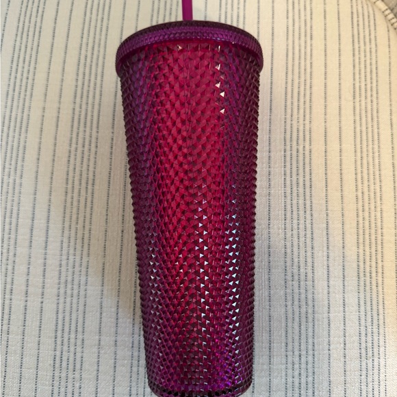 Starbucks berry studded - Picture 2 of 3